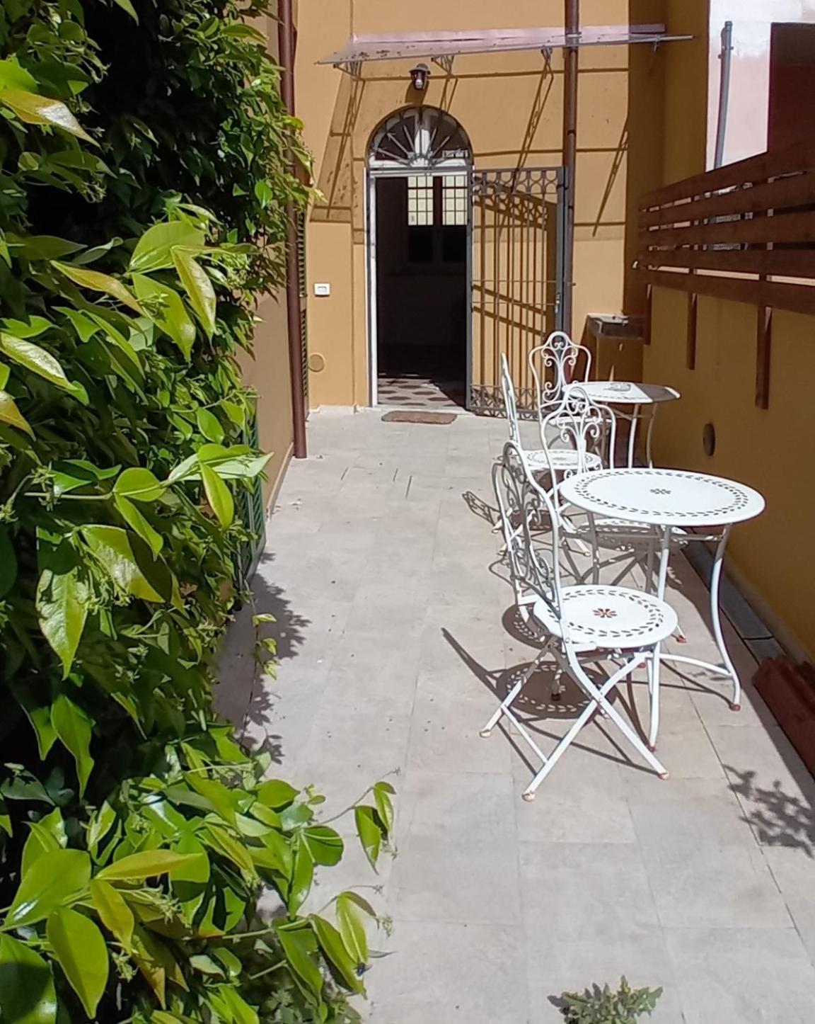 B&B Villino Luschi Pisa Centro Kültér fotó